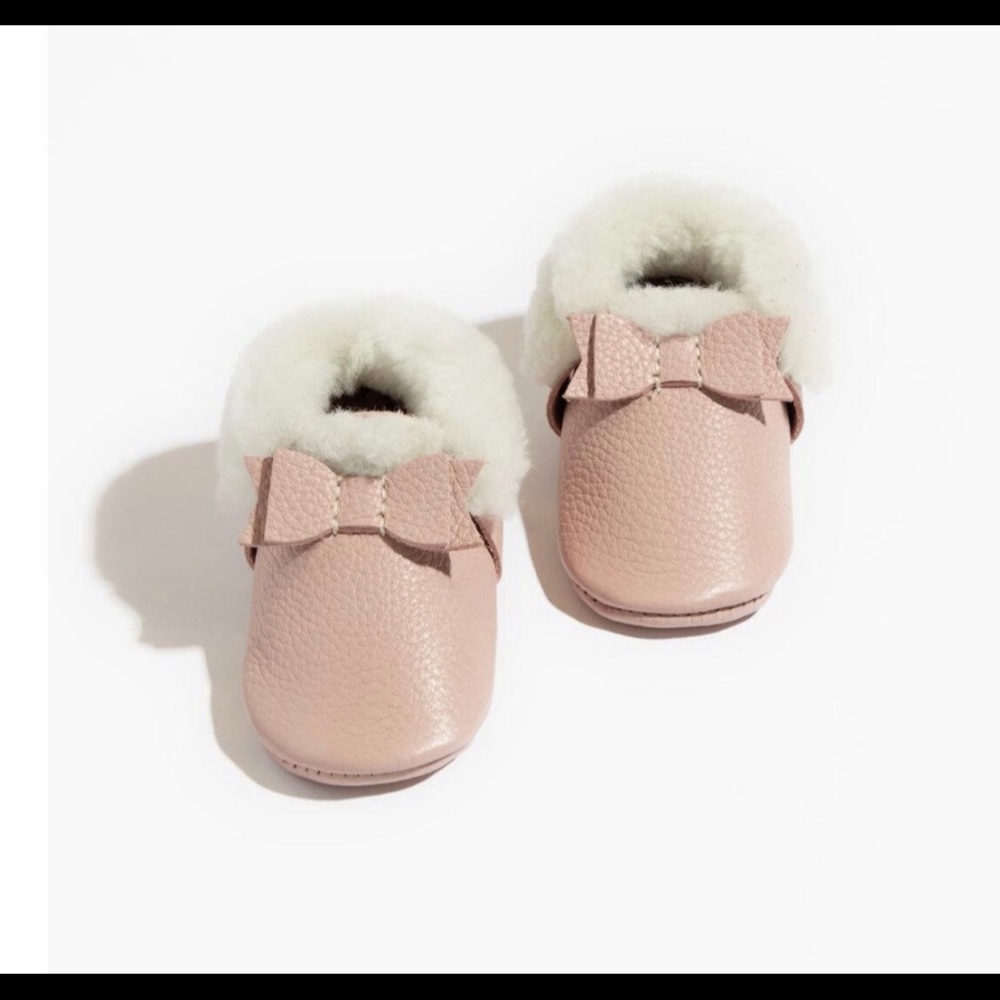 PINK Freshly Picked Shearling Bow Moccasin